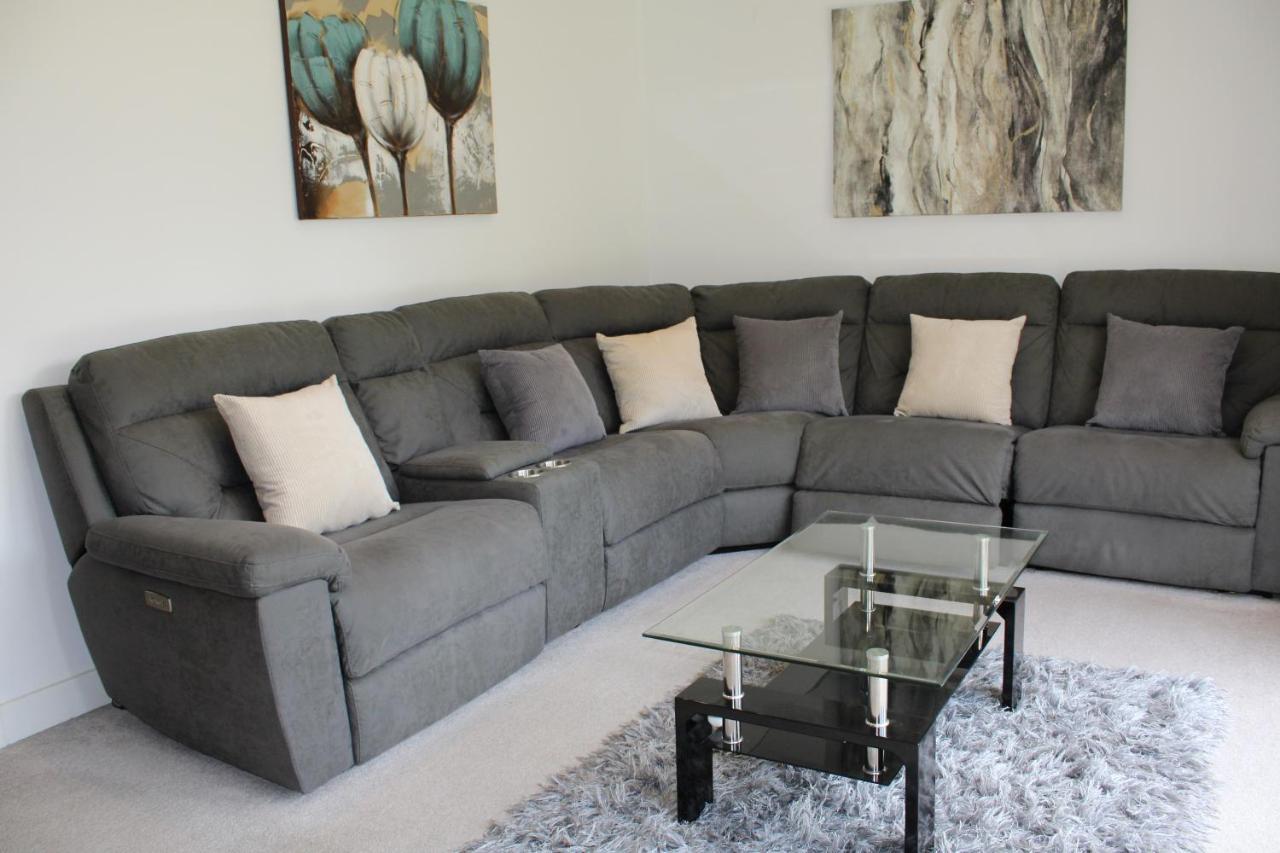 קאסלפורד Haven - Spacious Luxury Home Perfect For Families, Couples And Contractors! 5Mins To Xscape And Junction 32! מראה חיצוני תמונה