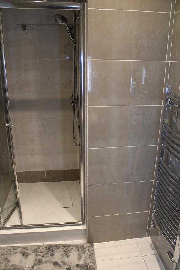 קאסלפורד Haven - Spacious Luxury Home Perfect For Families, Couples And Contractors! 5Mins To Xscape And Junction 32! מראה חיצוני תמונה